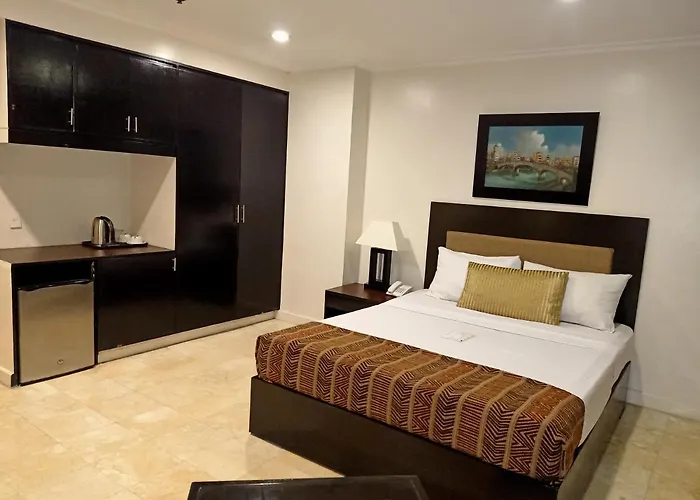 Hotel Paragon Tower