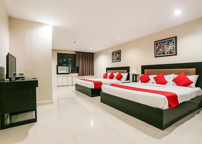 Hotel Paragon Tower