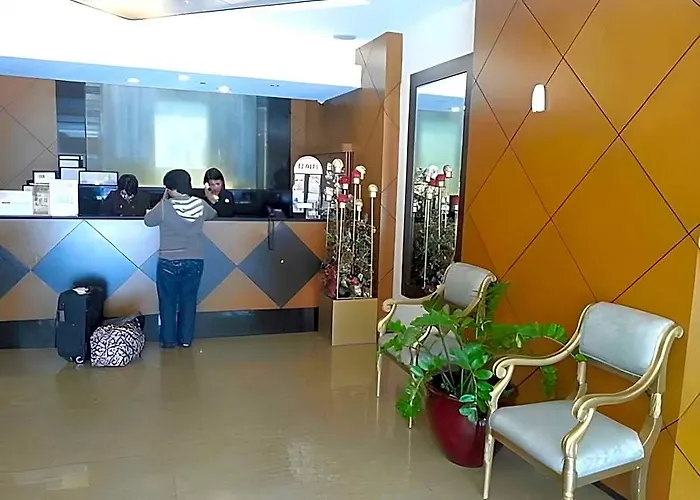 Paragon Tower Hotel