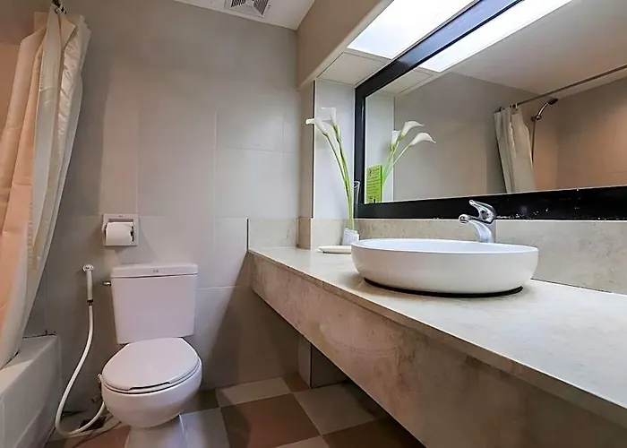 Paragon Tower 2* Manille