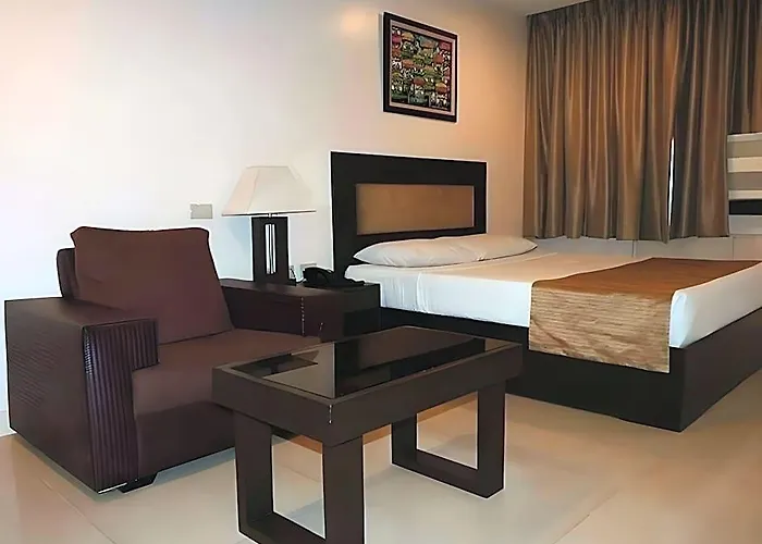 Paragon Tower Hotel