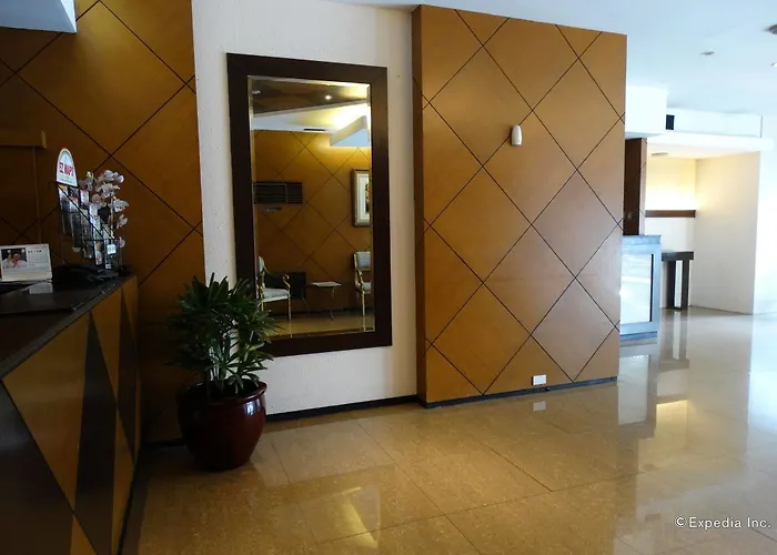 Paragon Tower 2* Manille